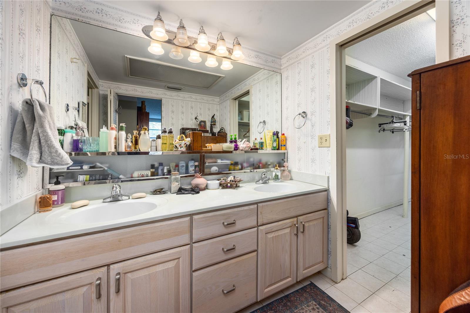 Image 28 of 50 For 1717 23rd Avenue  2 D