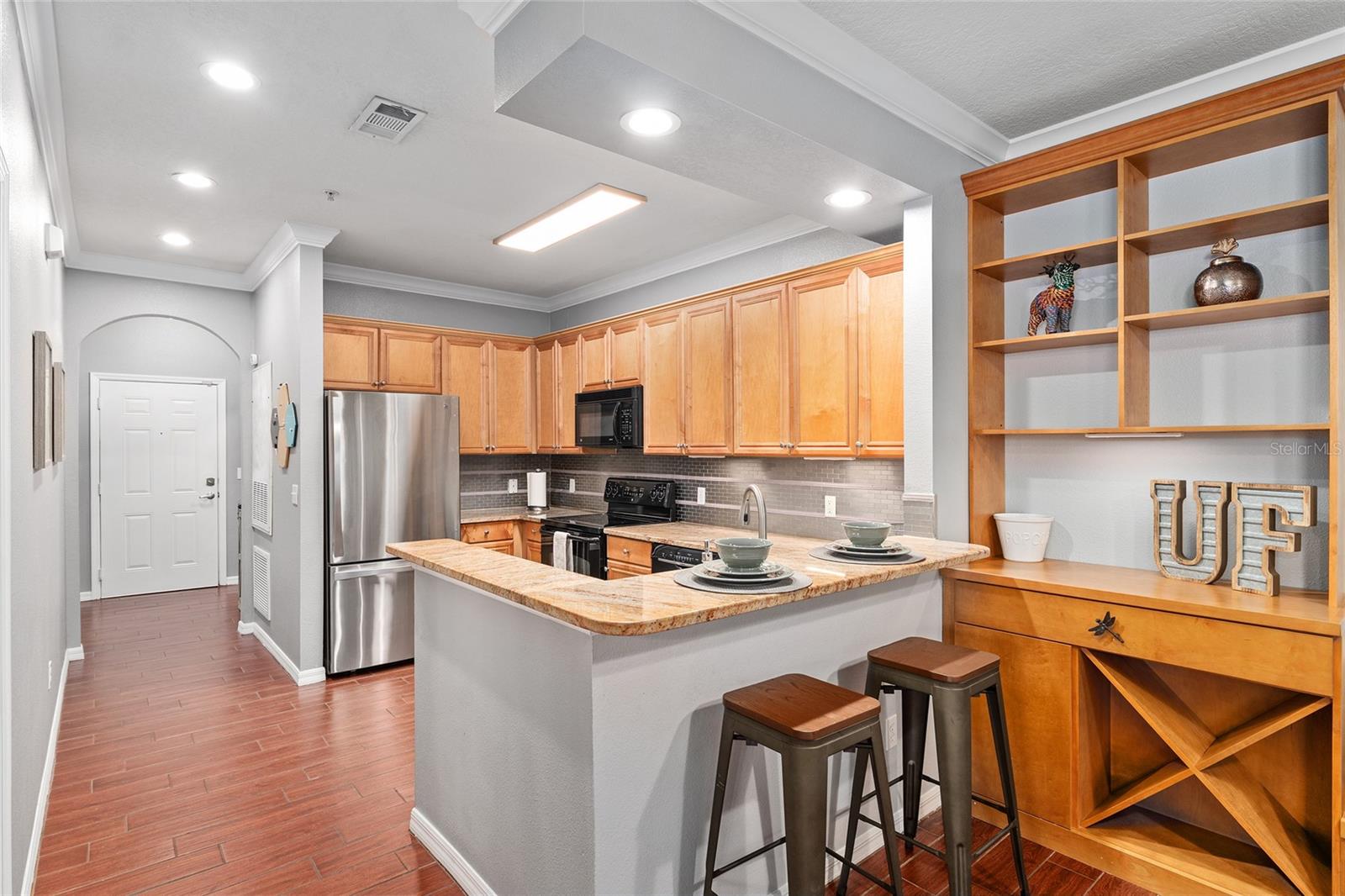 Image 19 of 53 For 1142 9th Road 402