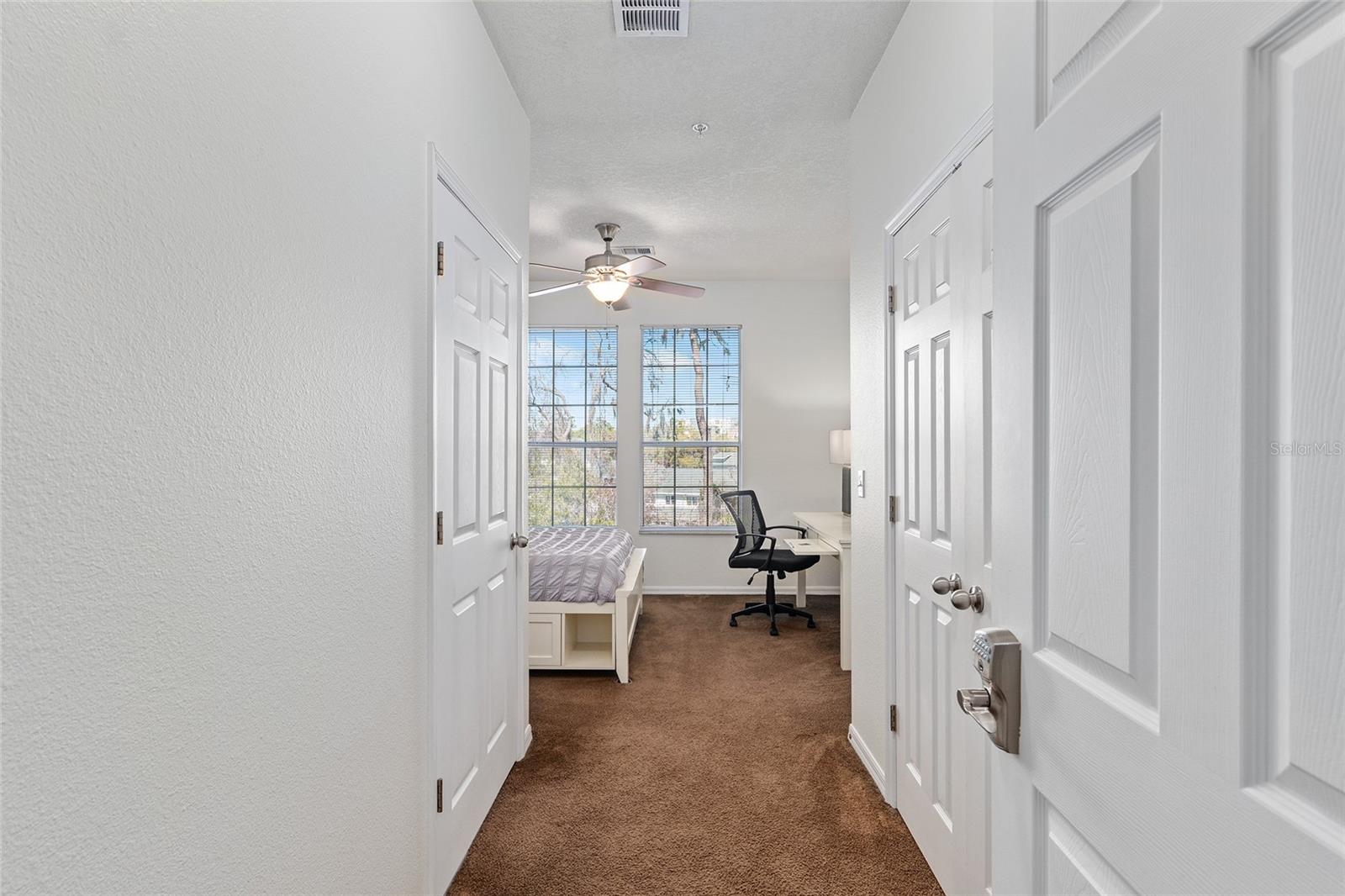 Image 27 of 53 For 1142 9th Road 402