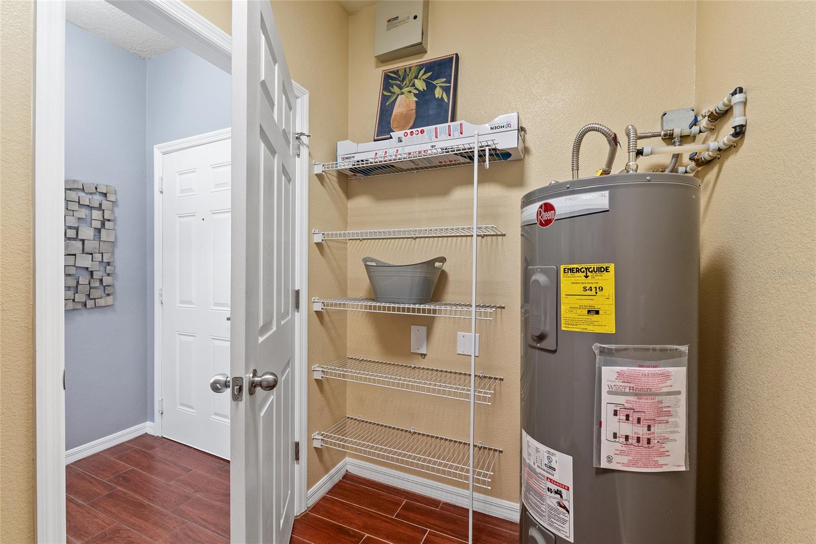 Image 44 of 53 For 1142 9th Road 402