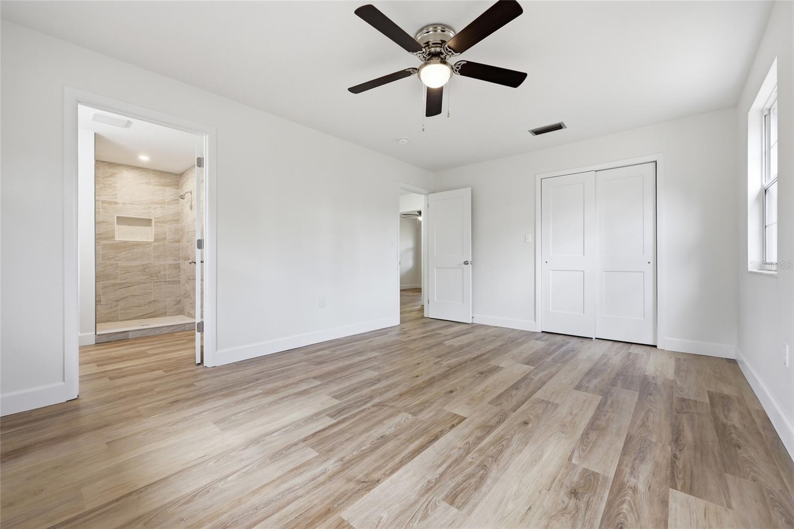 Image 13 of 30 For 129 Benz Way