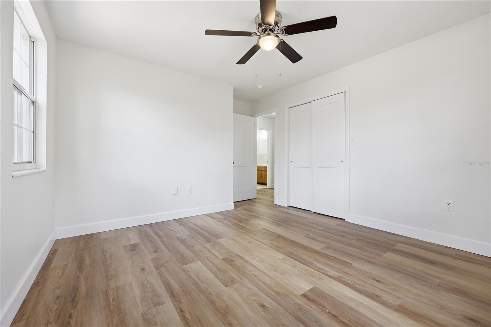 Image 16 of 30 For 129 Benz Way