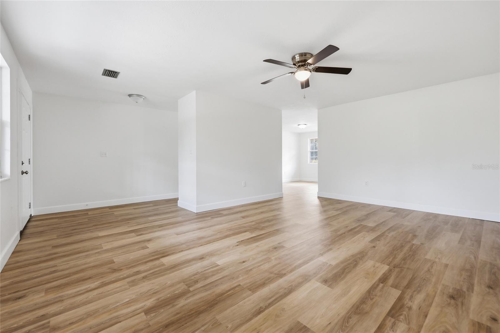 Image 4 of 30 For 129 Benz Way