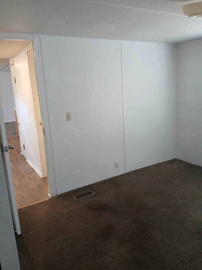 Image 14 of 16 For 104 Ash Street