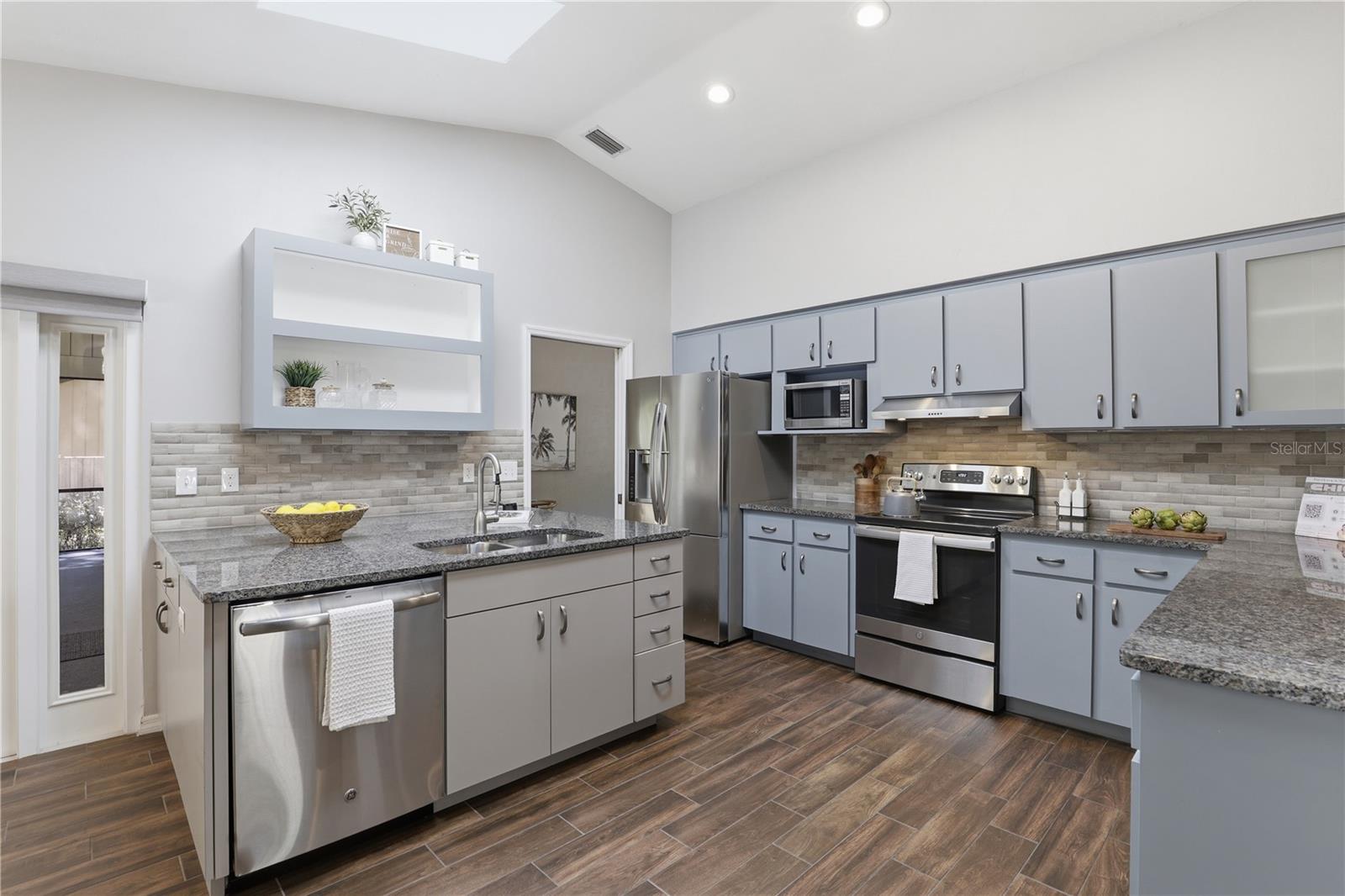 Image 13 of 48 For 833 45th Terrace