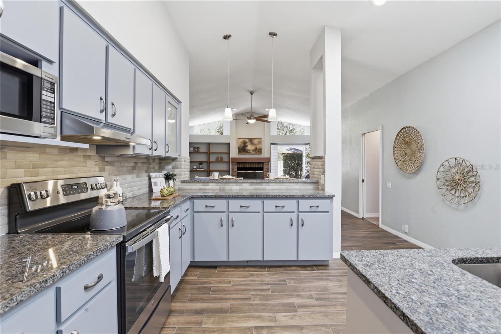 Image 15 of 48 For 833 45th Terrace