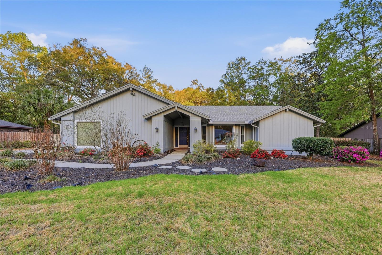 Image 4 of 48 For 833 45th Terrace