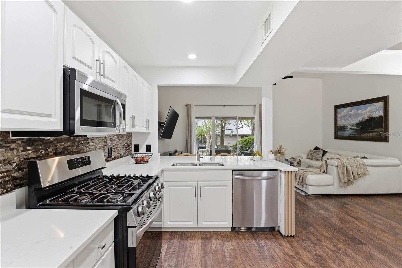 Image 10 of 31 For 1215 55 Street 7