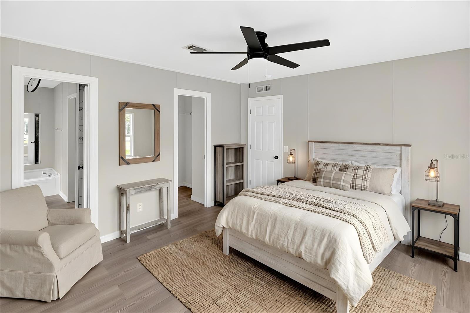 Image 10 of 27 For 13882 130th Avenue