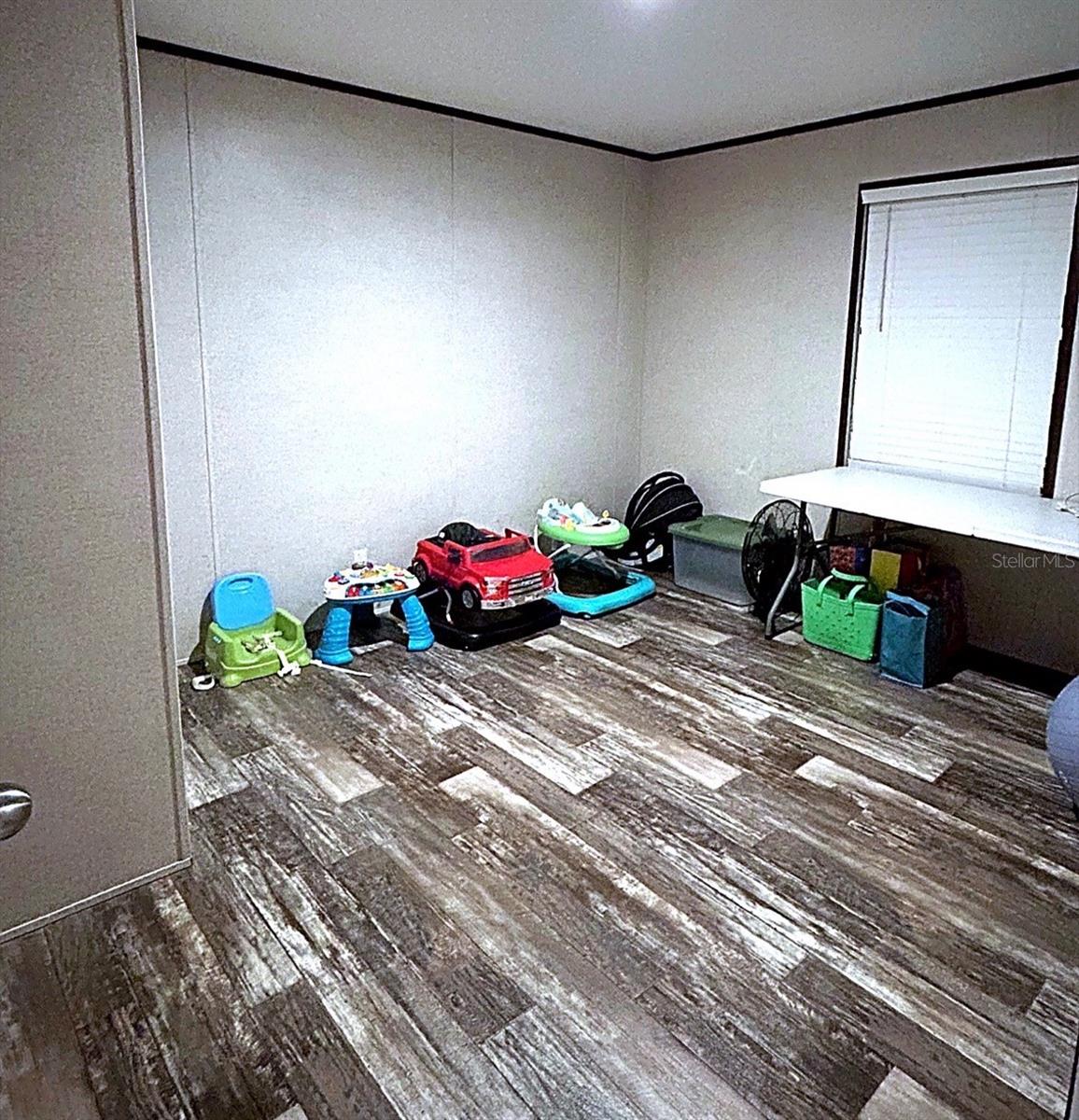 Image 13 of 23 For 1150 115 Ave