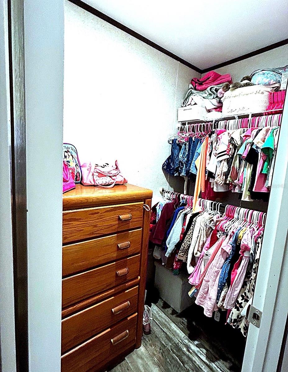 Image 17 of 23 For 1150 115 Ave