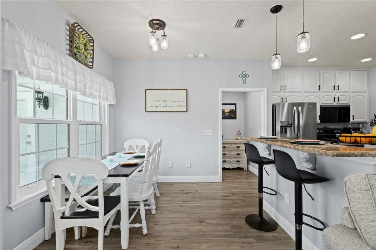 Image 19 of 100 For 2600 48th Avenue