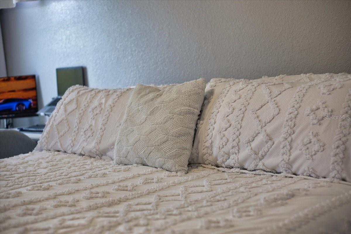 Image 23 of 100 For 2600 48th Avenue