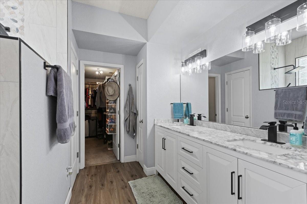 Image 25 of 100 For 2600 48th Avenue