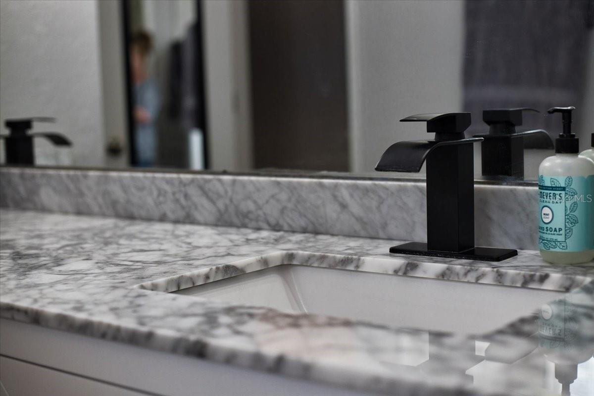 Image 27 of 100 For 2600 48th Avenue