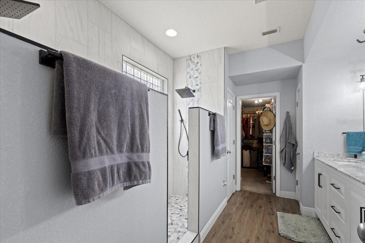 Image 31 of 100 For 2600 48th Avenue