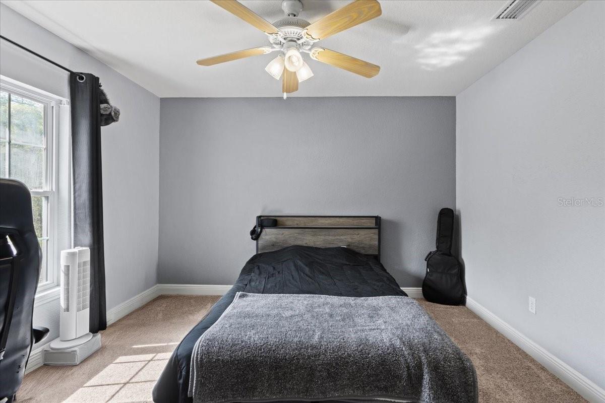 Image 37 of 100 For 2600 48th Avenue