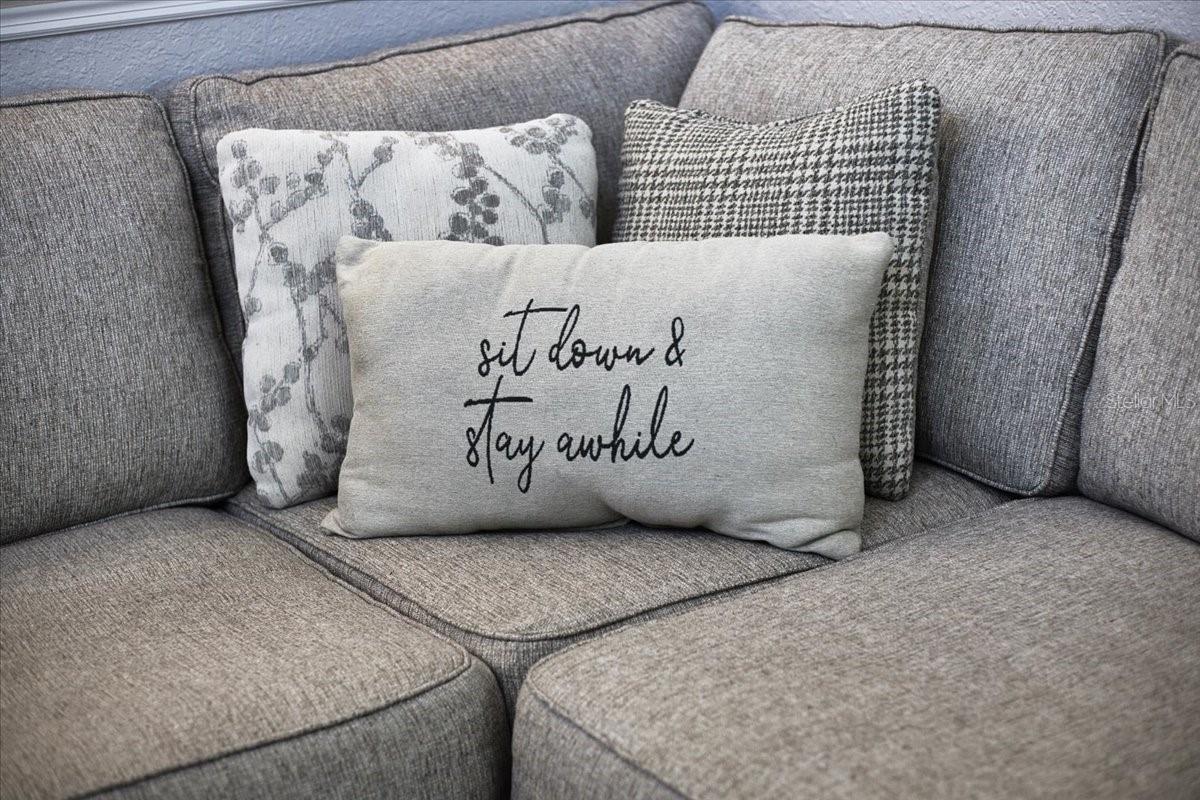 Image 4 of 100 For 2600 48th Avenue