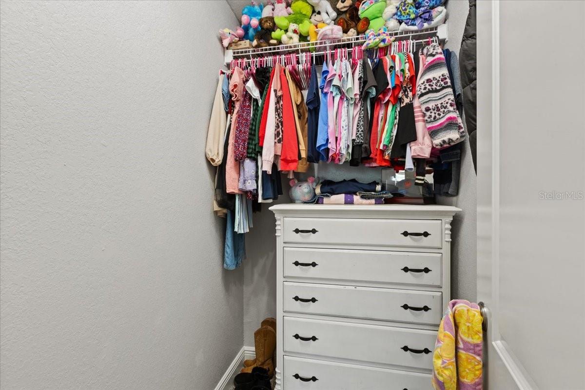 Image 51 of 100 For 2600 48th Avenue