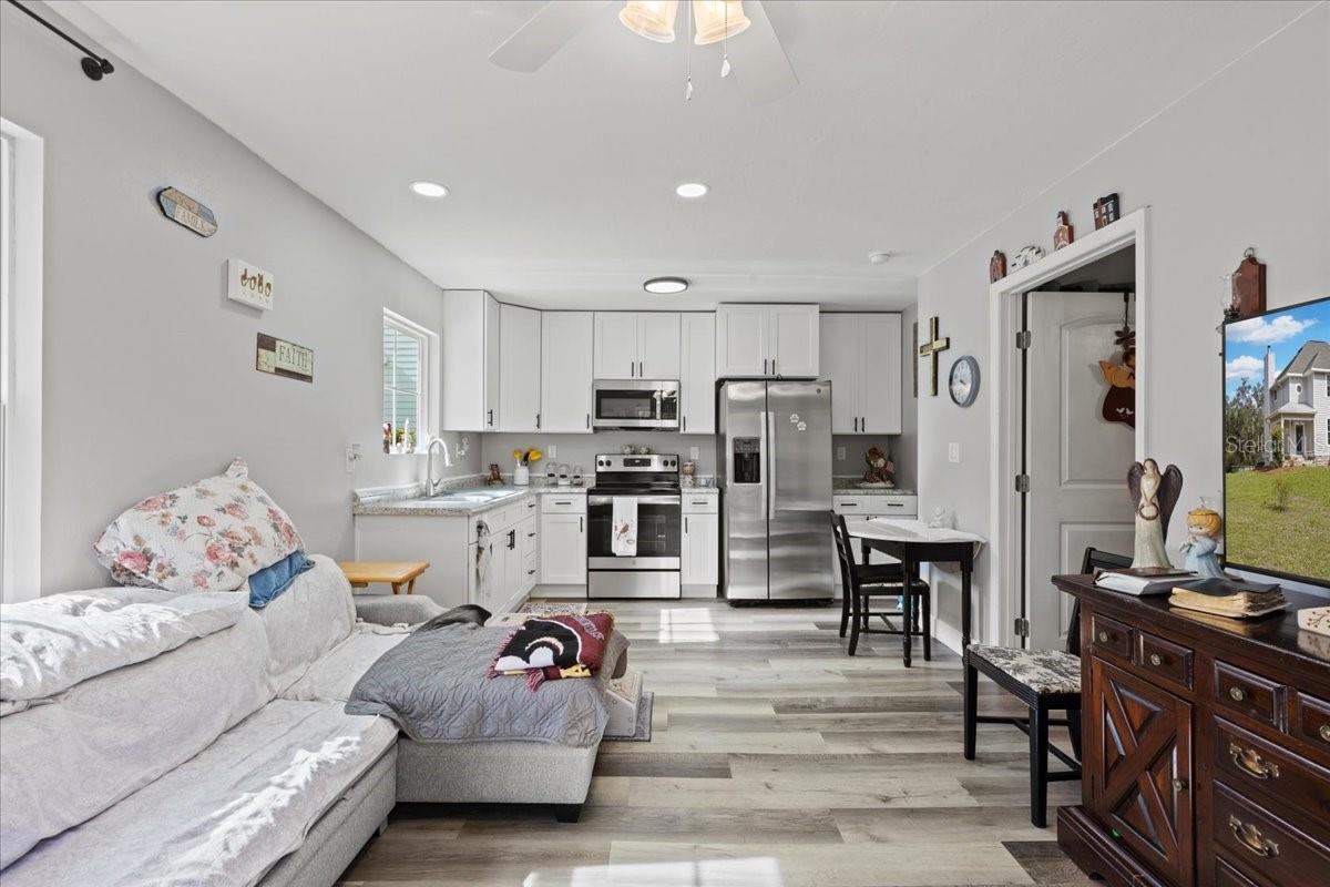 Image 56 of 100 For 2600 48th Avenue