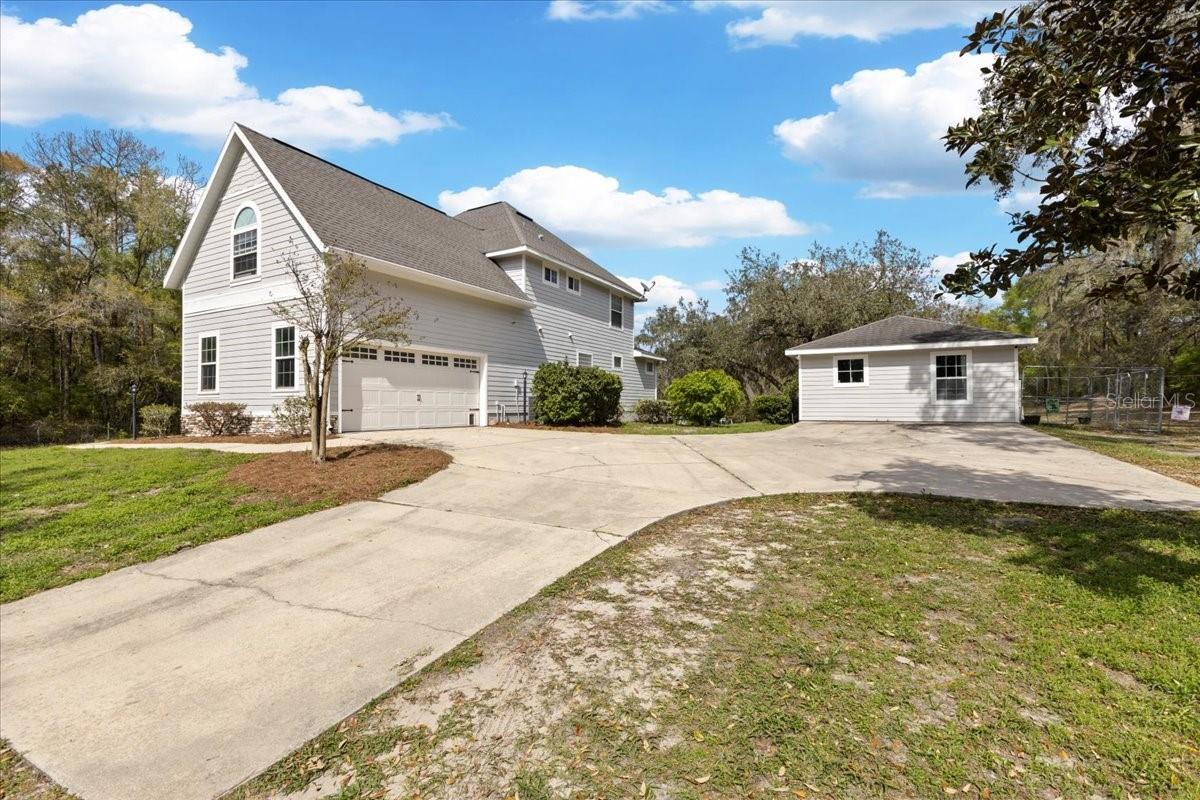 Image 71 of 100 For 2600 48th Avenue