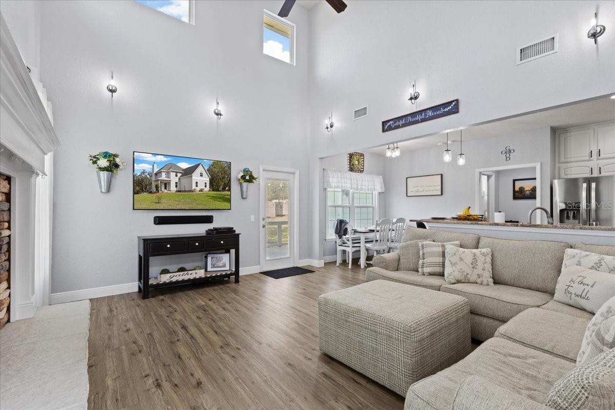 Image 8 of 100 For 2600 48th Avenue