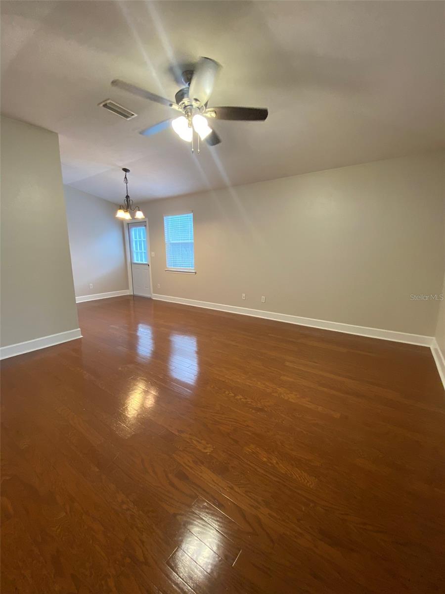 Image 6 of 27 For 3445 25th Terrace