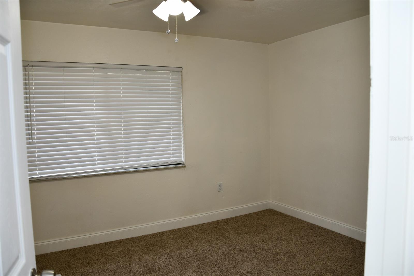 Image 15 of 17 For 2635 35th Place 1302