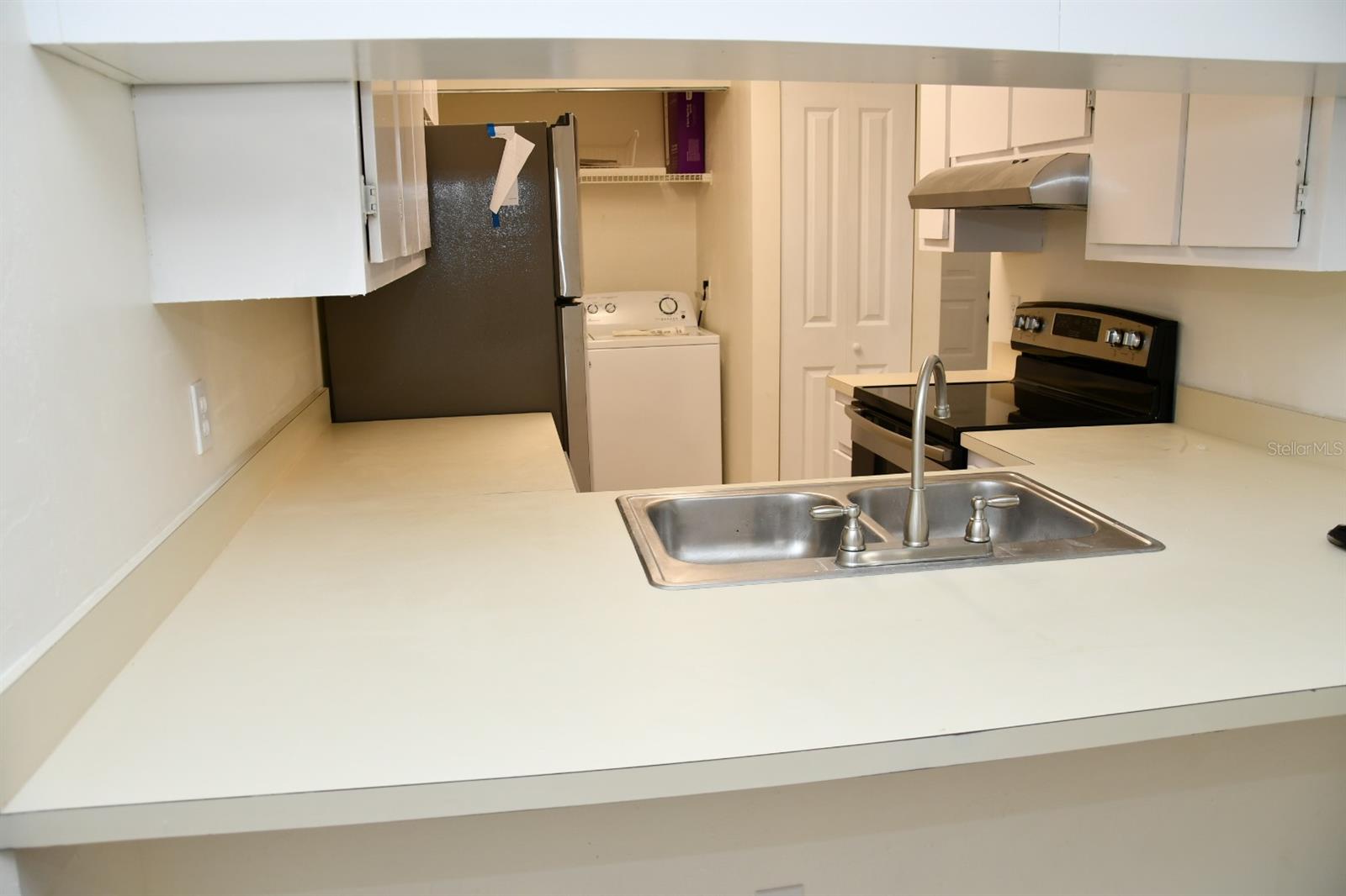 Image 5 of 17 For 2635 35th Place 1302