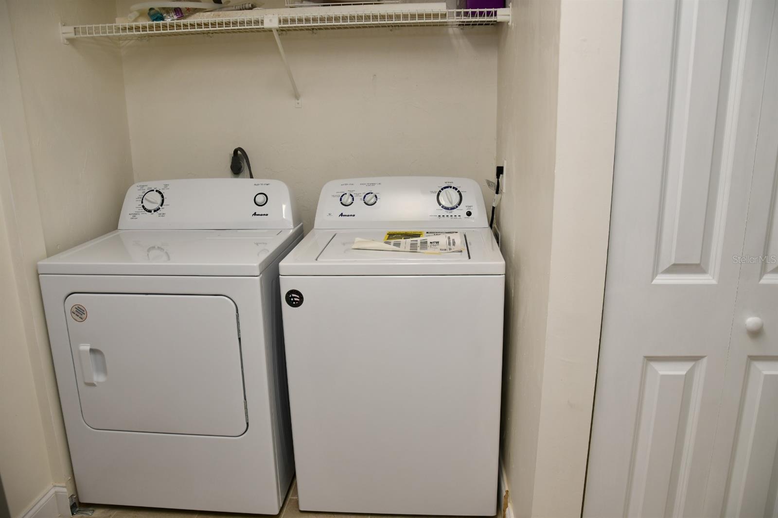 Image 6 of 17 For 2635 35th Place 1302