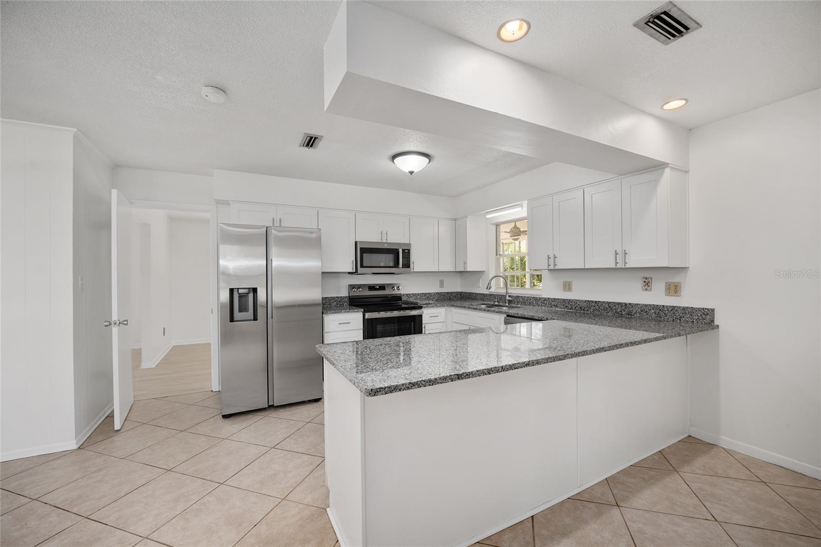 Image 4 of 23 For 4821 16th Place