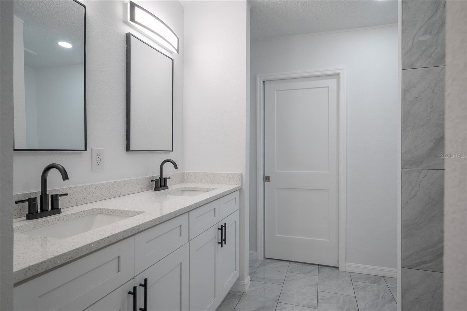 Image 16 of 31 For 14327 136th Place