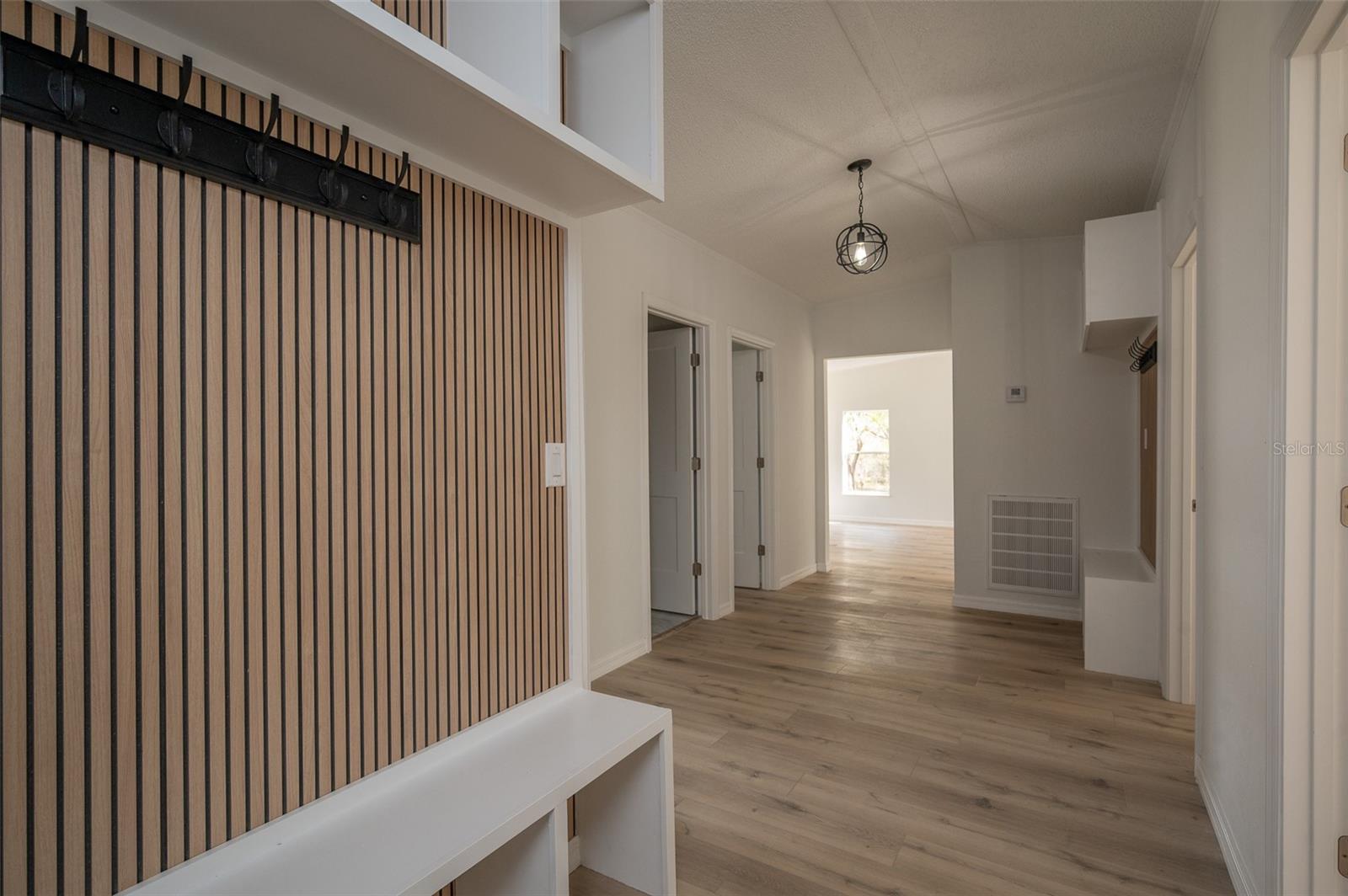 Image 18 of 31 For 14327 136th Place