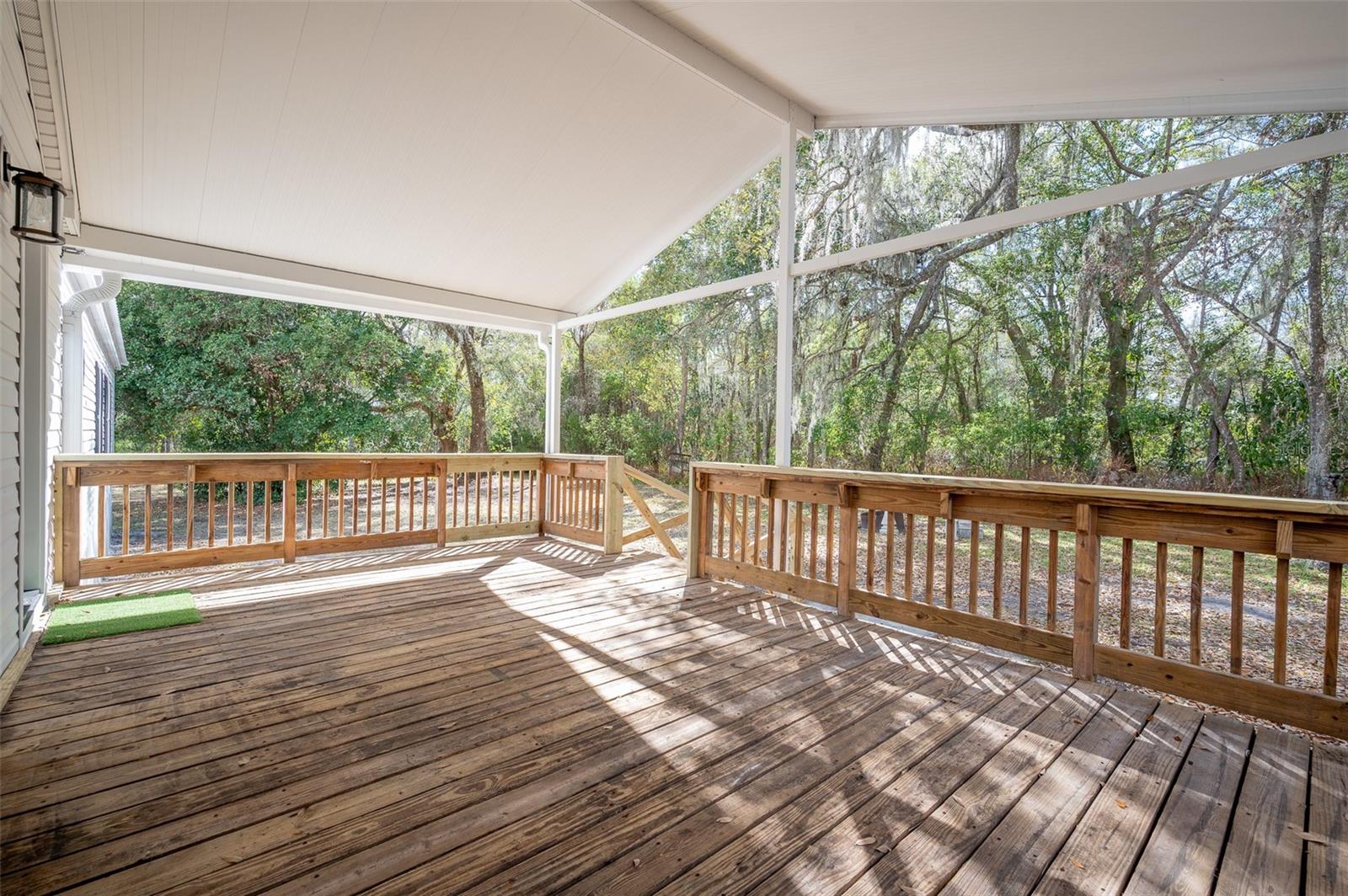 Image 7 of 31 For 14327 136th Place