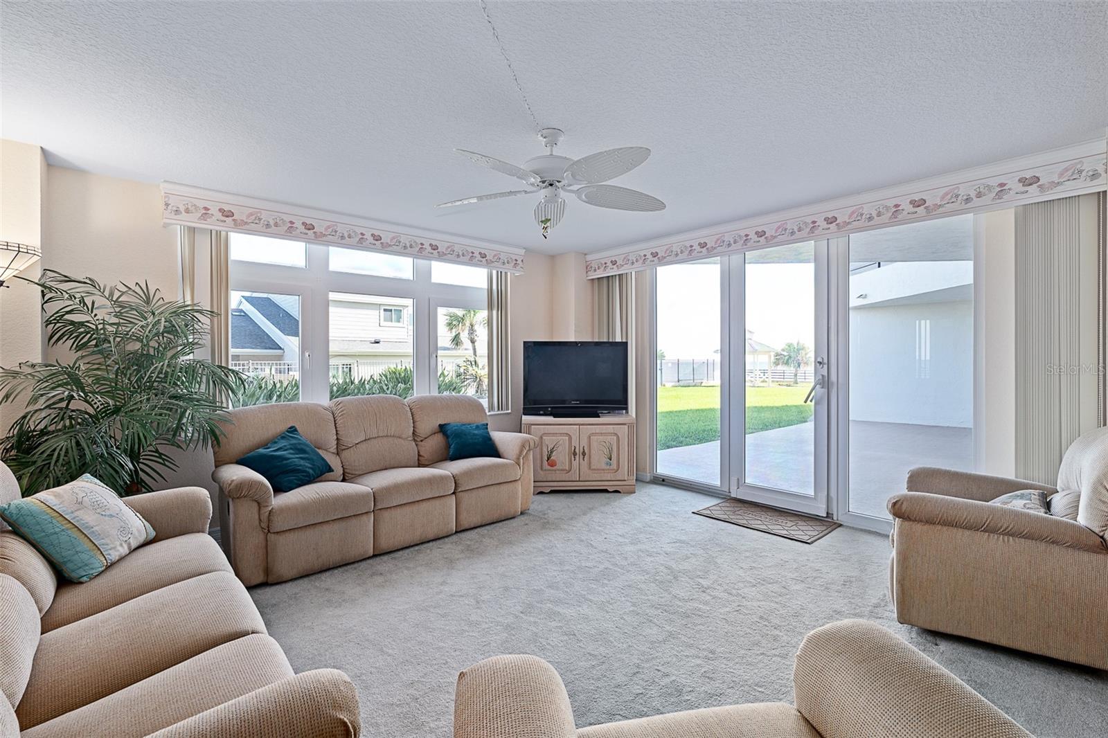 Image 4 of 51 For 305 Atlantic Avenue 102