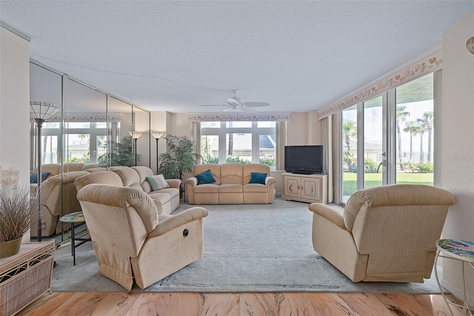 Image 9 of 51 For 305 Atlantic Avenue 102