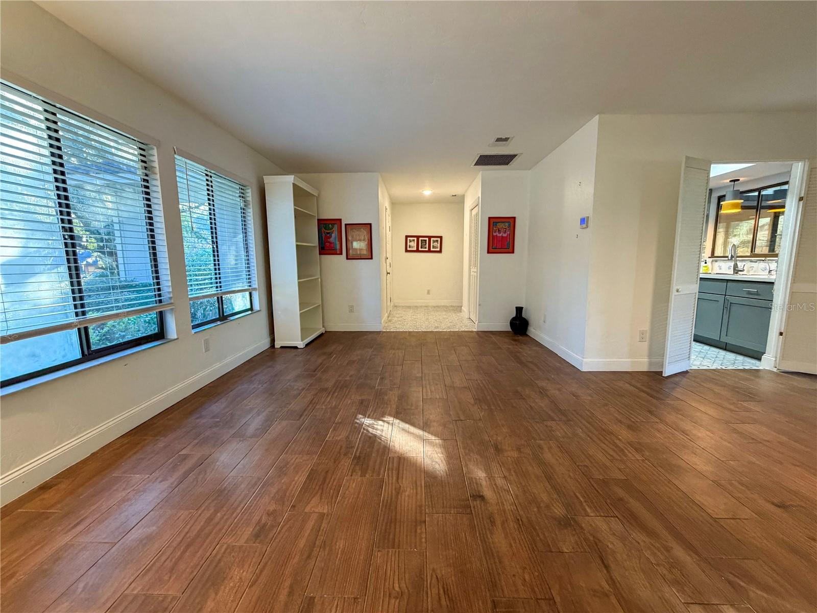 Image 17 of 46 For 6242 105th Avenue