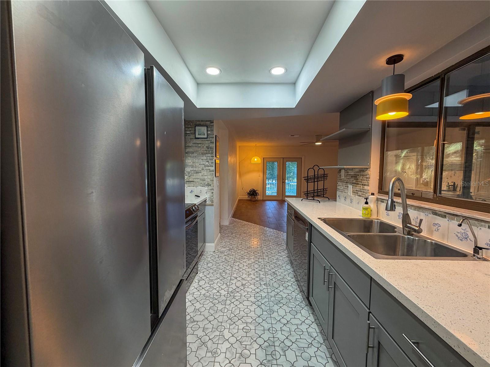 Image 19 of 46 For 6242 105th Avenue