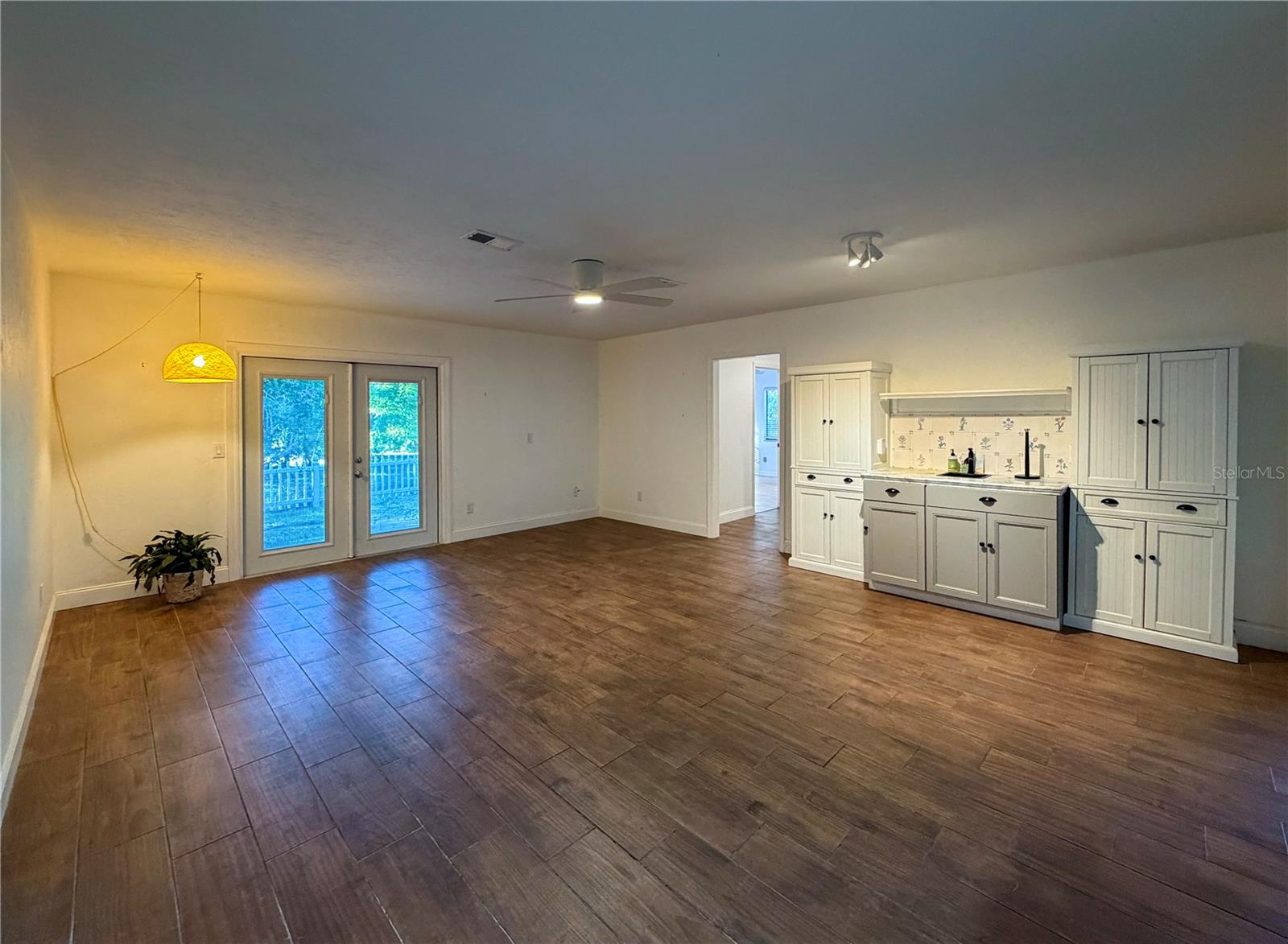 Image 24 of 46 For 6242 105th Avenue