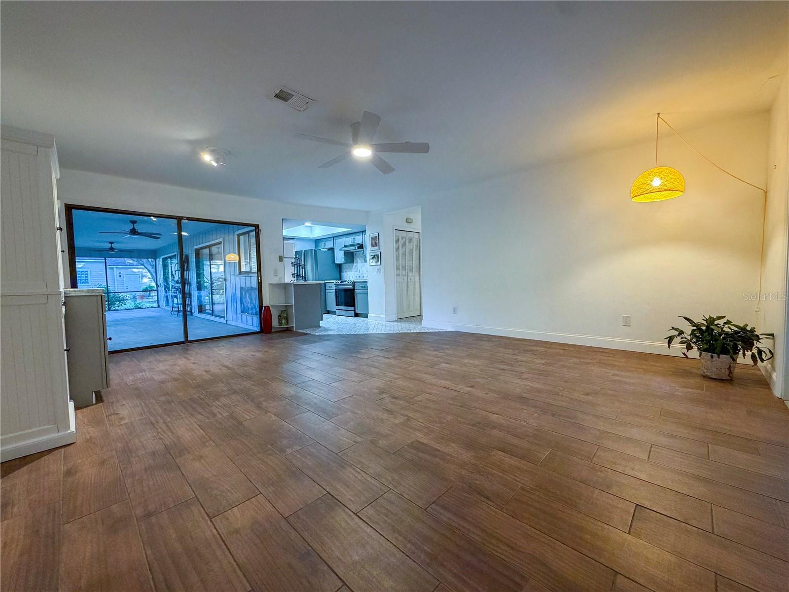 Image 26 of 46 For 6242 105th Avenue