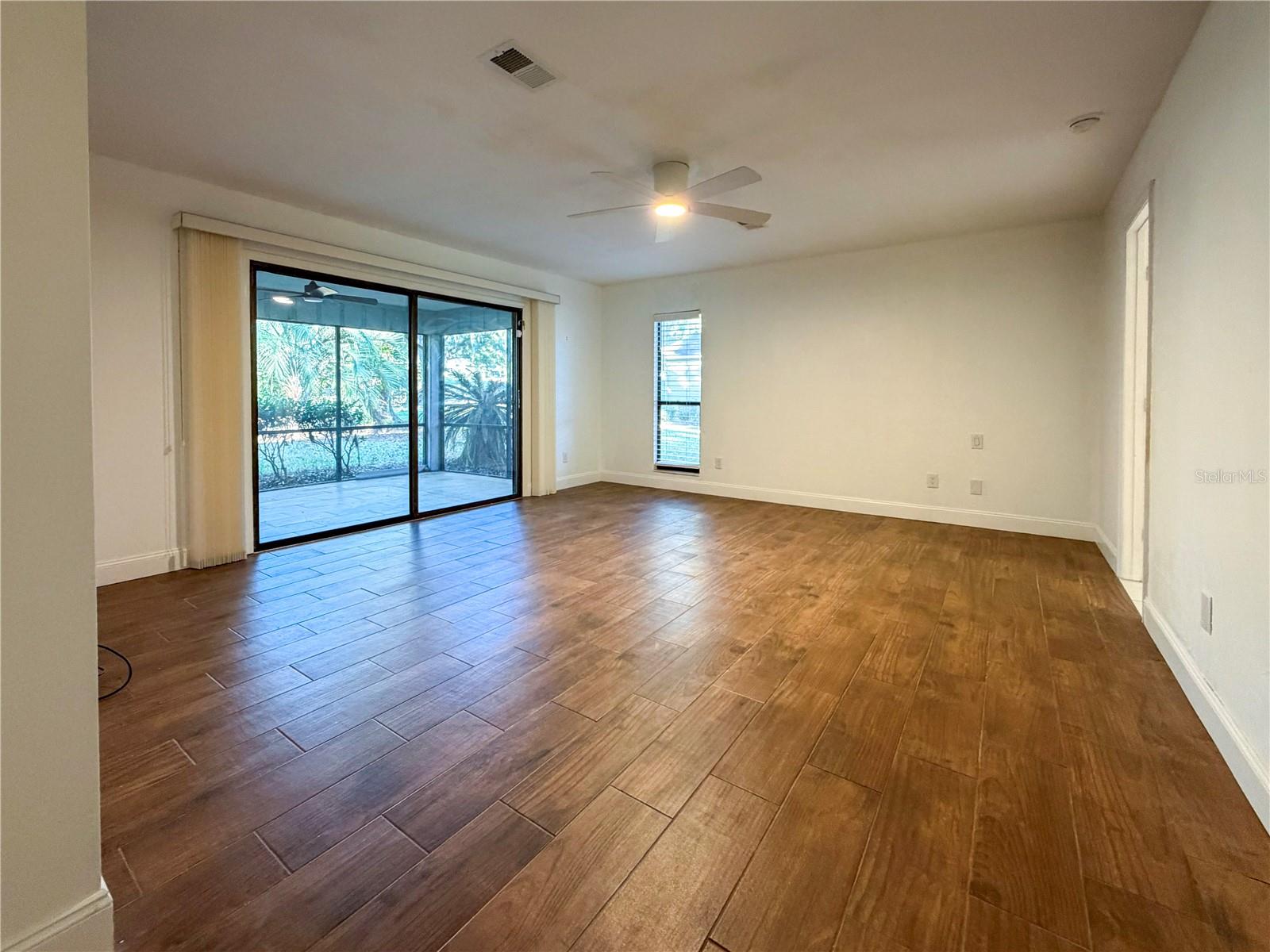 Image 7 of 46 For 6242 105th Avenue