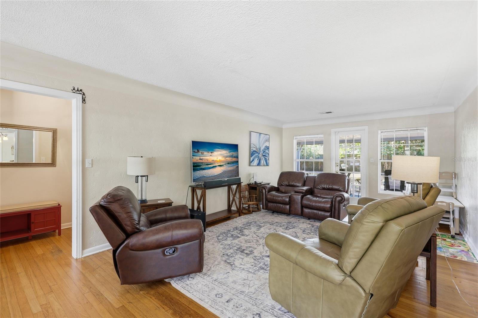 Image 11 of 23 For 812 36th Terrace