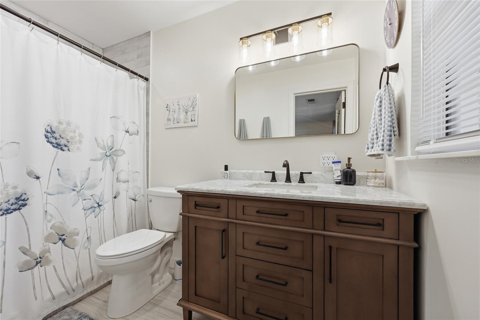 Image 14 of 23 For 812 36th Terrace