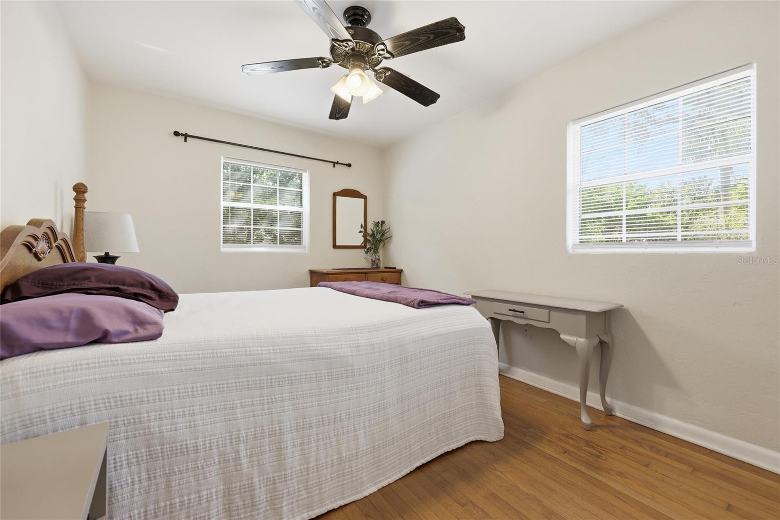 Image 16 of 23 For 812 36th Terrace