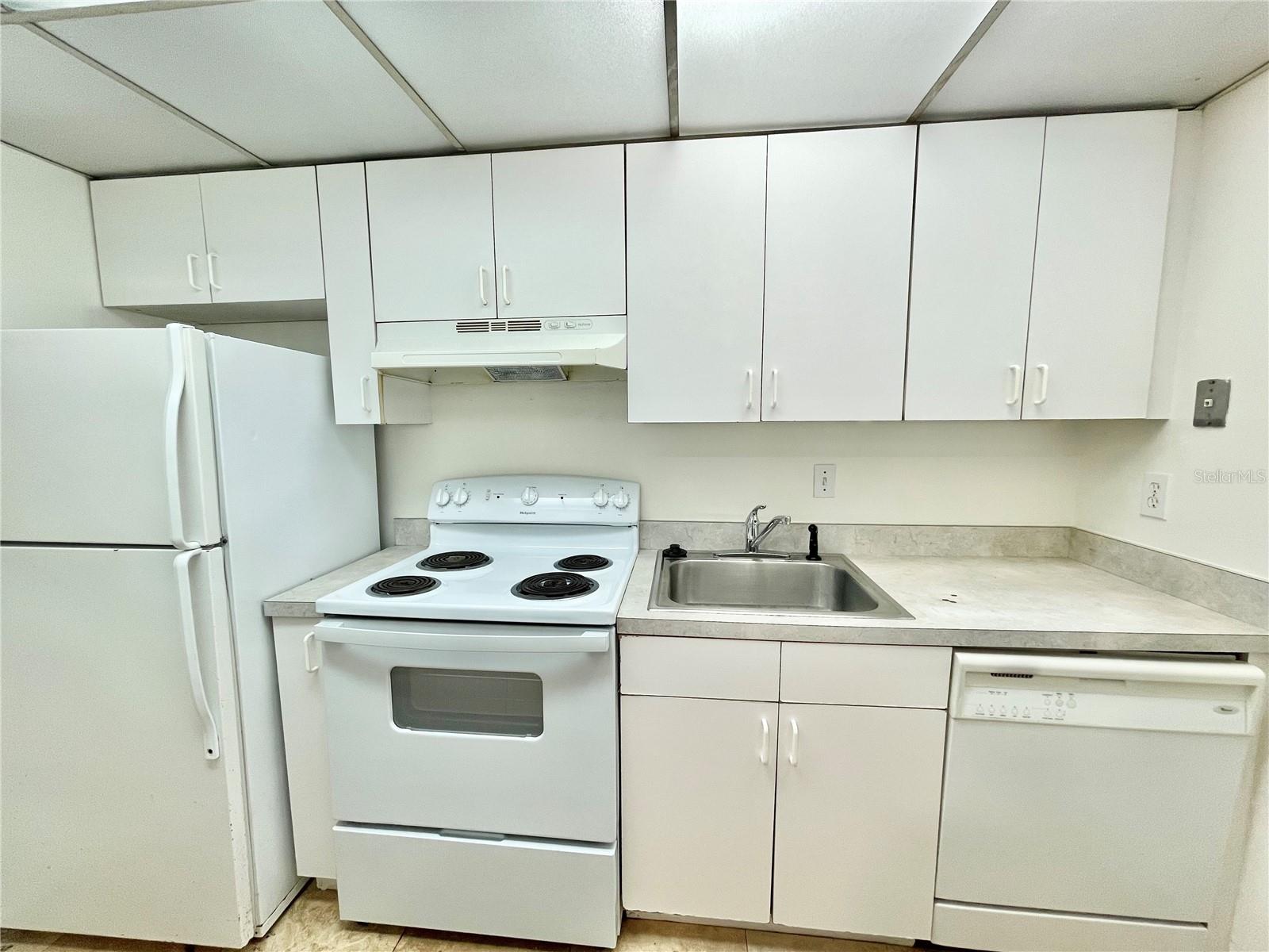 Image 3 of 39 For 719 75th Street 103