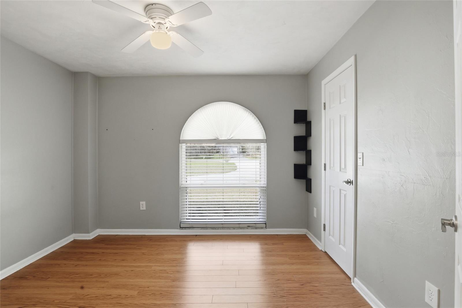 Image 31 of 52 For 611 10th Boulevard