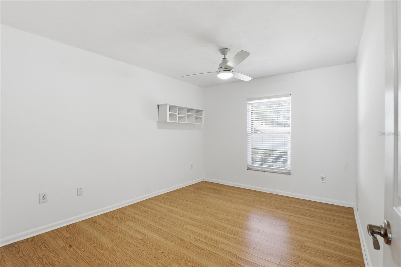 Image 32 of 52 For 611 10th Boulevard