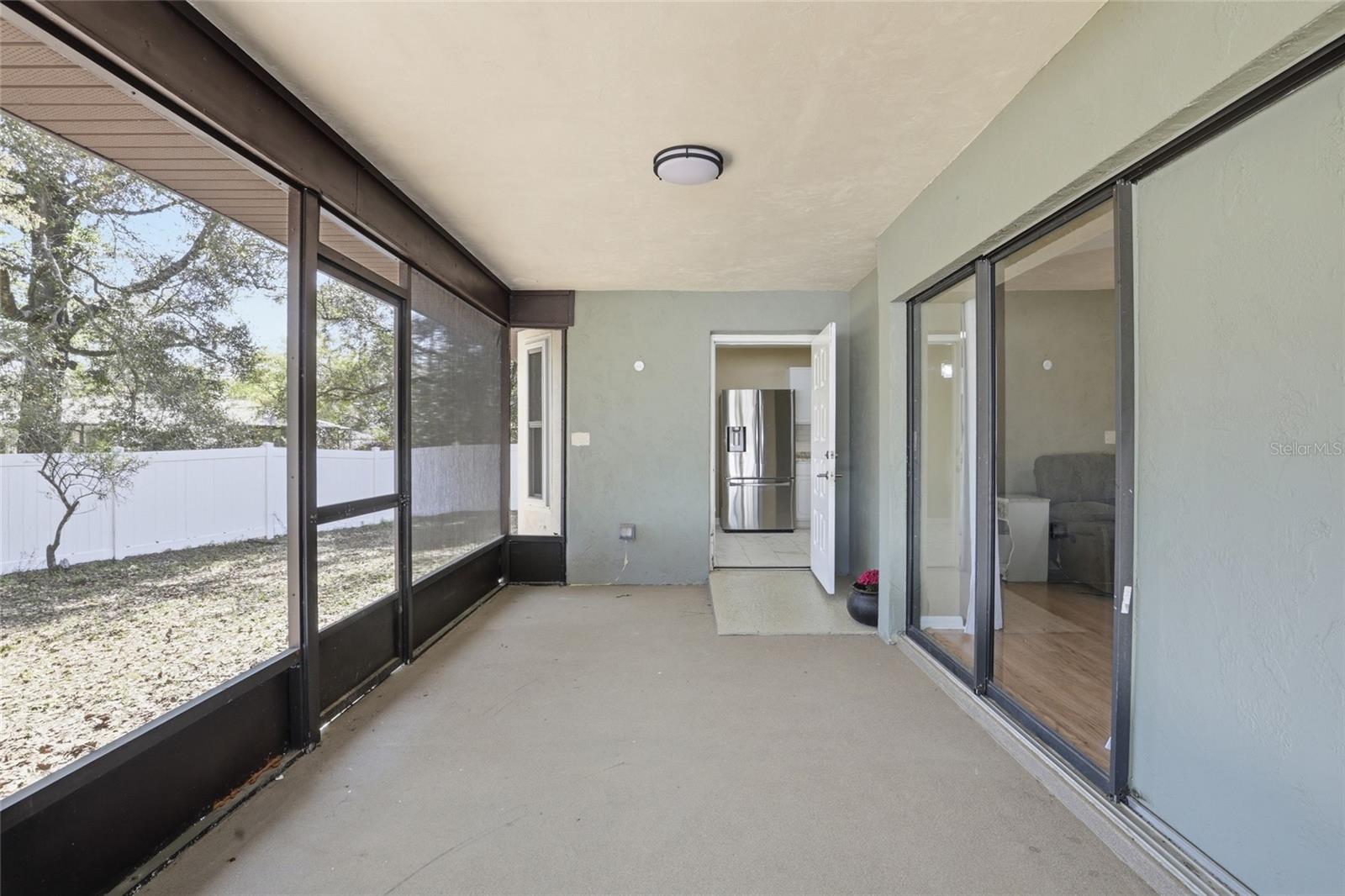 Image 37 of 52 For 611 10th Boulevard