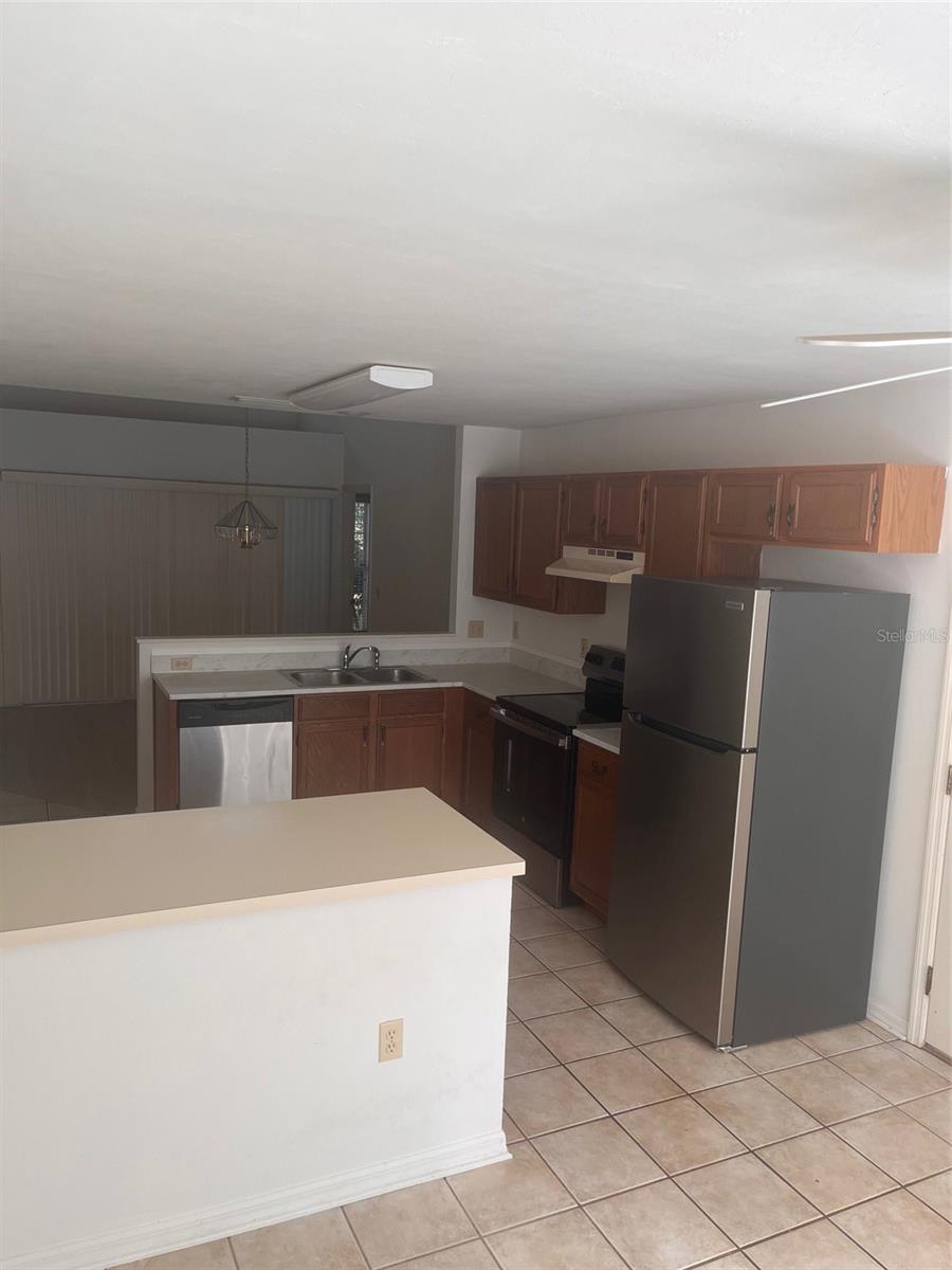 Image 12 of 14 For 5018 94th Street