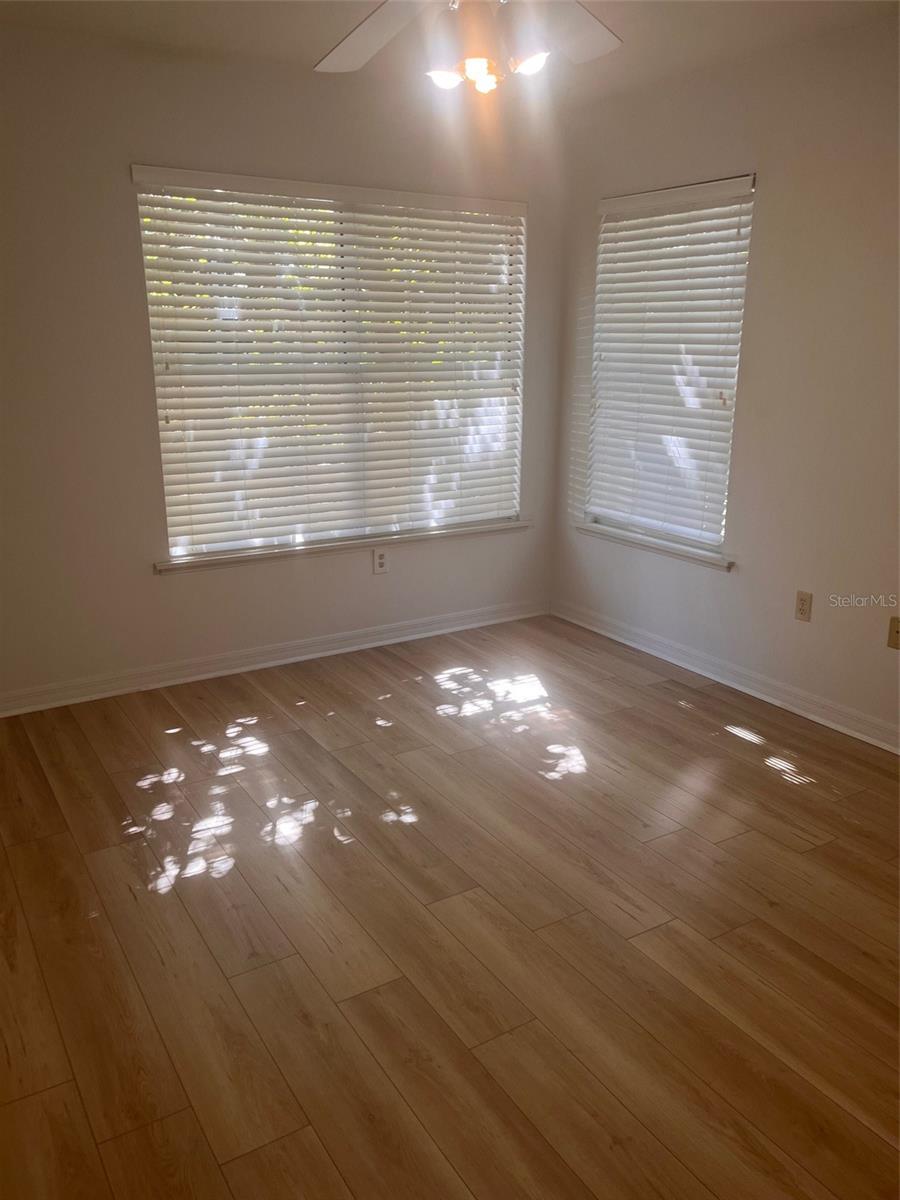 Image 6 of 14 For 5018 94th Street